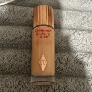 Charlotte Tilbury Hollywood Flawless Filter - Warm Beige 2.5